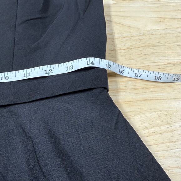 Mac Duggal IEENA NWT V-Neck Crepe Ball Gown Size 8 Tulle Skirt Black Pockets - Picture 9 of 11